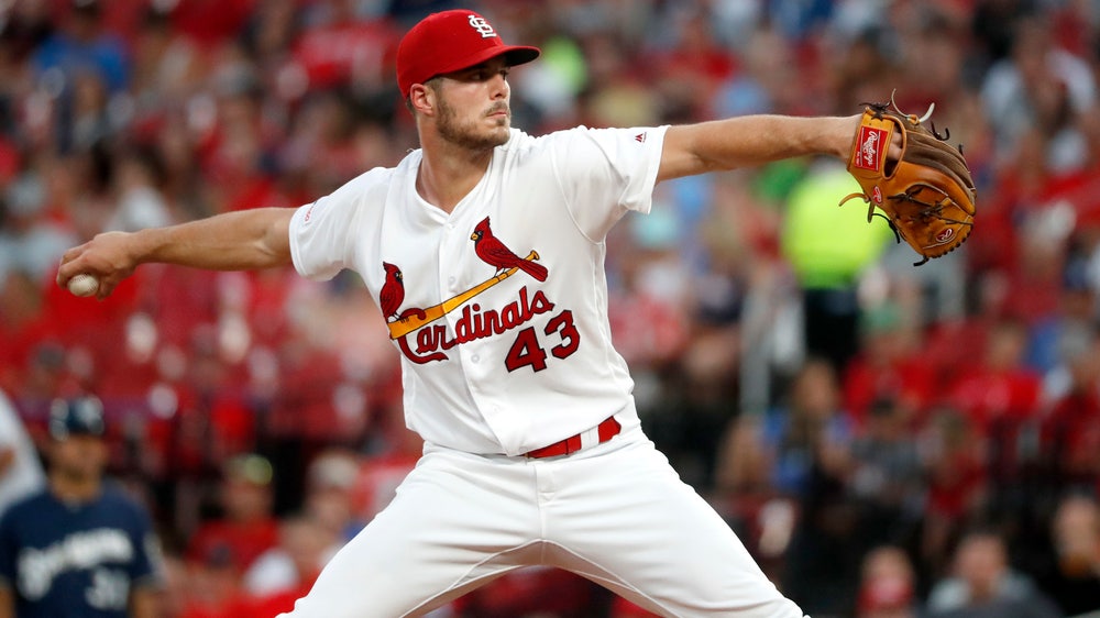 Hudson, 2 relievers 1-hit Brewers, Cardinals win 3-0