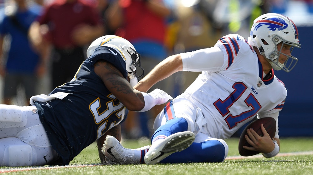 Bills latest meltdown features Davis leaving team at half