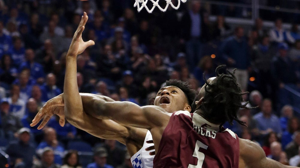 No. 2 Kentucky easily handles Eastern Kentucky 91-49