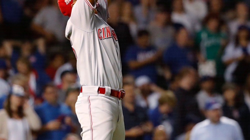 Iglesias' double in 10th leads Reds past Cubs 3-2
