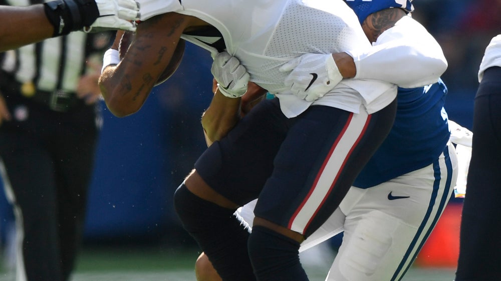 Tough calls, continual mistakes prove costly in Texans' loss