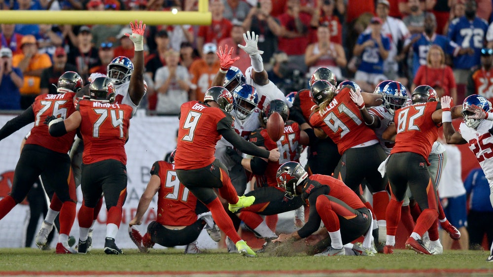 Bucs rookie misses short FG, 2 extra points in narrow loss