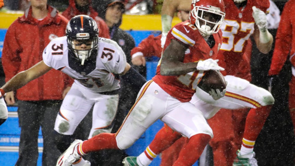 Travis Kelce leads Chiefs to important win over Broncos