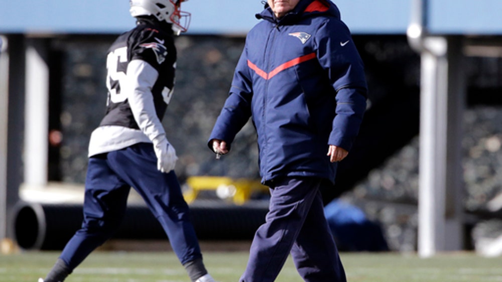 Brady's complements: Patriots running backs are weapons