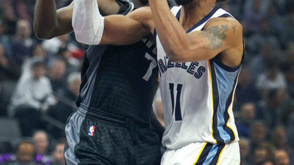 Conley scores 22 to lead Memphis past Kings 112-98 (Dec 31, 2016)