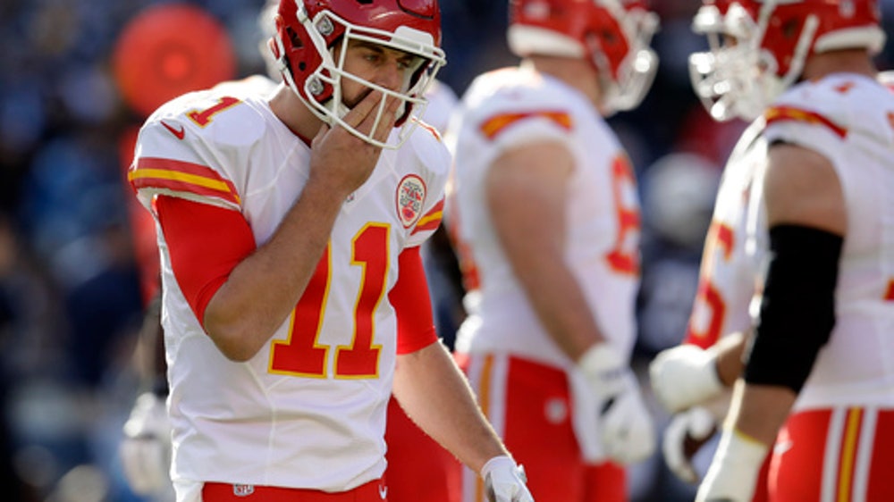 Smith, Chiefs win AFC West title with win over Chargers