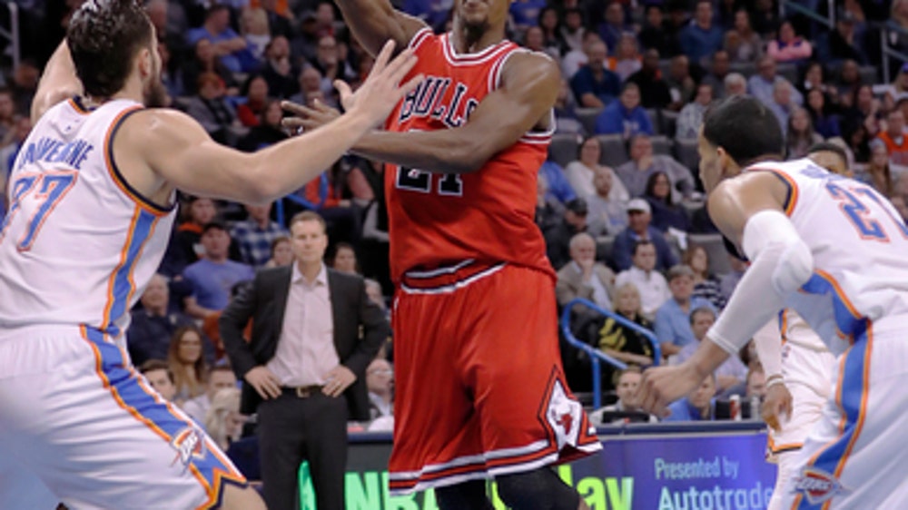 Butler scores 28 and Bulls rout Thunder 128-100 (Feb 01, 2017)