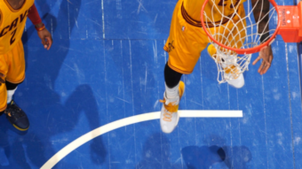 LeBron James leads Cavaliers past Magic 116-104 (Mar 11, 2017)