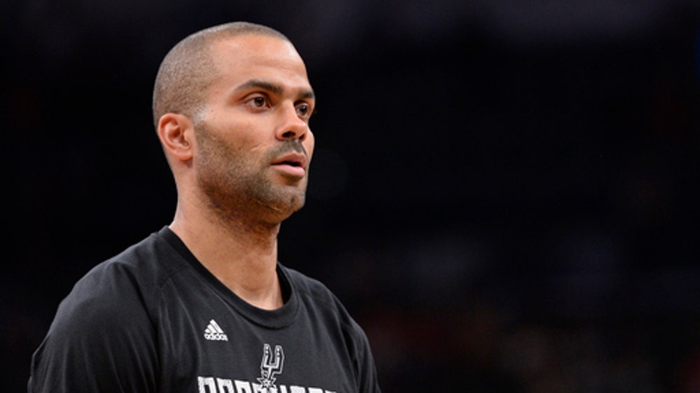 Tony Parker practicing with Spurs' G League team