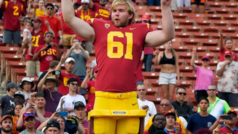 Blind long-snapper Jake Olson plays in game for USC Trojans