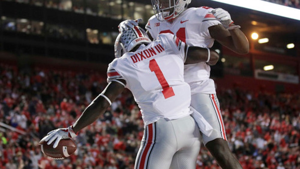 Barrett, Weber help No. 11 Ohio State rout Rutgers 56-0 (Sep 30, 2017)