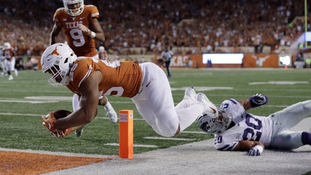 Warren's bull-rush lifts Texas over K-State 40-34 in 2OT (Oct 07, 2017)