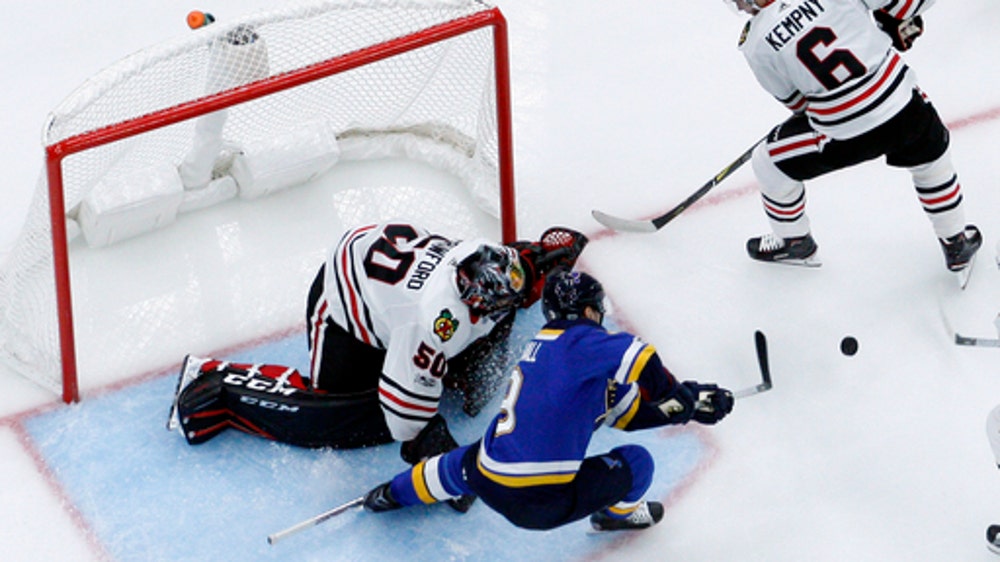 Jaden Schwartz has hat trick, Blues beat Blackhawks 5-2 (Oct 18, 2017)