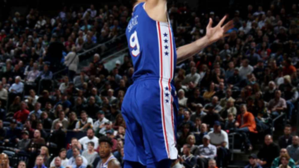 Saric scores 25 as 76ers beat Jazz 104-97 for 5th straight (Nov 07, 2017)