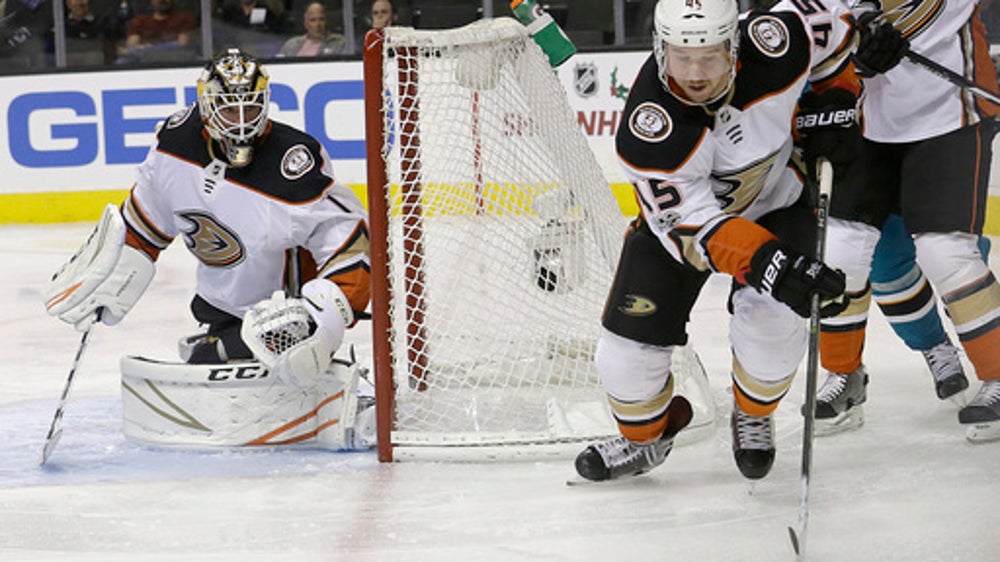 Devils acquire defenseman Vatanen from Ducks for Henrique