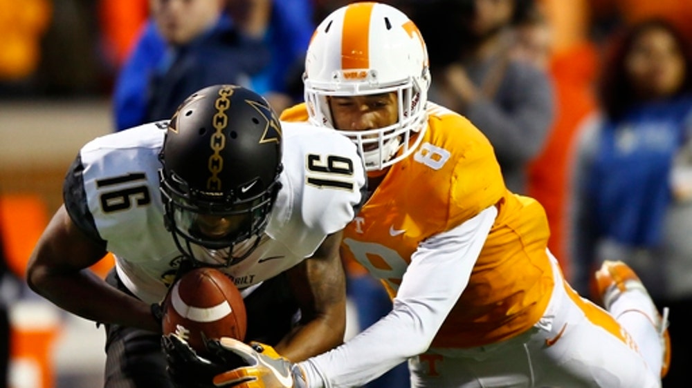 Vandy whips Tennessee 42-24 to cap Vols' dismal season (Nov 25, 2017)
