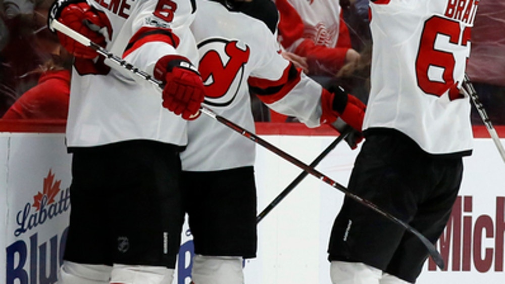 Gibbons scores in OT to lift Devils over Red Wings 4-3 (Nov 25, 2017)