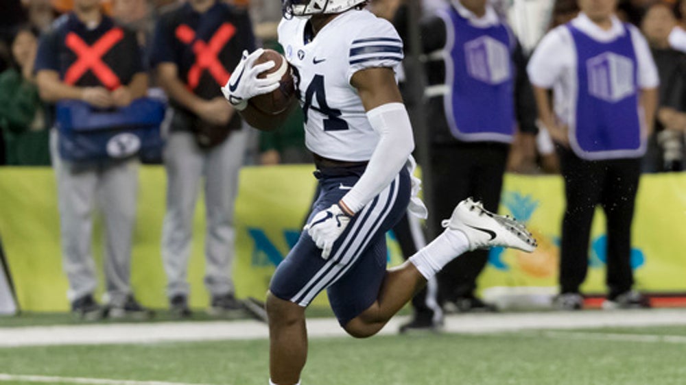 Squally Canada runs for 2 TDs; BYU beats Hawaii 30-20 (Nov 25, 2017)
