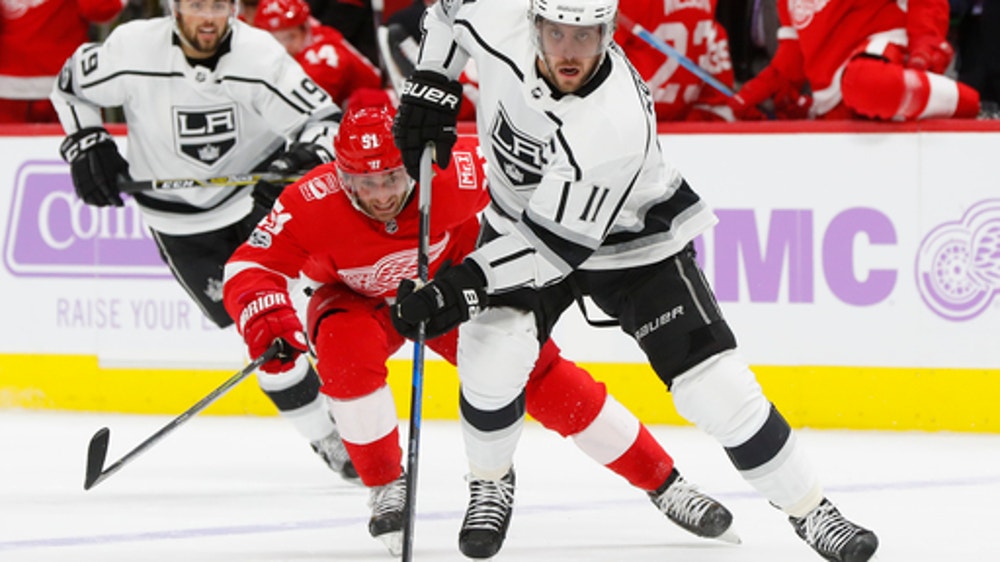 Kopitar scores 2, Quick stops 23 shots, Kings beat Wings 4-1 (Nov 28, 2017)