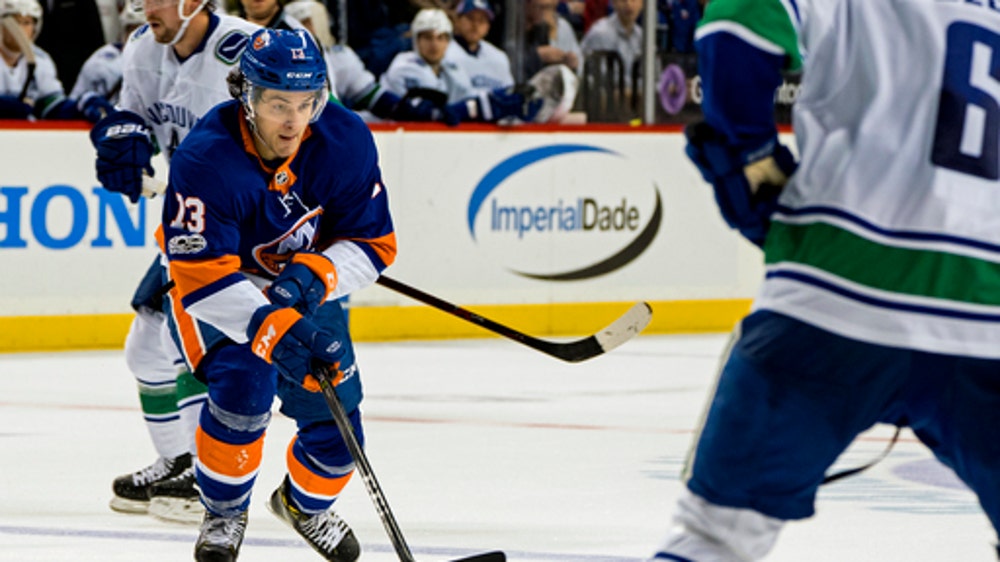 Isles rout Canucks 5-2 (Nov 28, 2017)