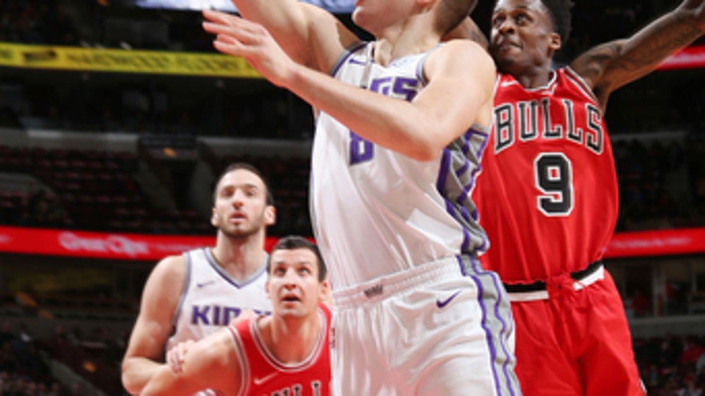 Kings extend Bulls' skid to 8 games with 107-106 win (Dec 01, 2017)