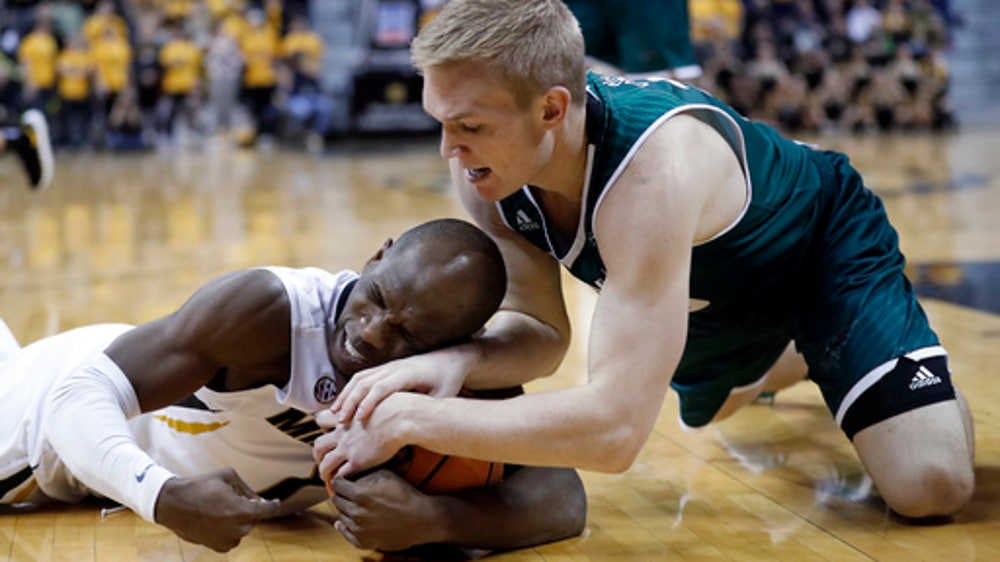 Geist leads Missouri past Green Bay 100-77 (Dec 09, 2017)