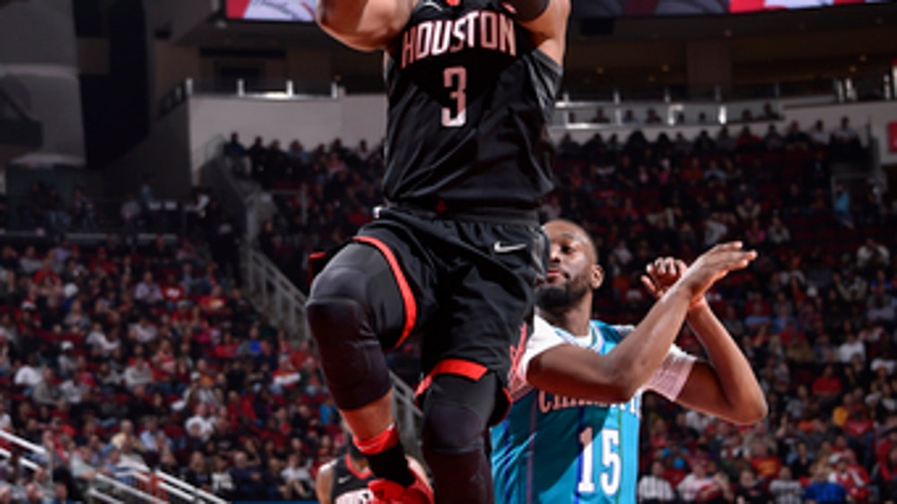 Paul leads Rockets over Hornets 108-96 for 11th straight win (Dec 13, 2017)