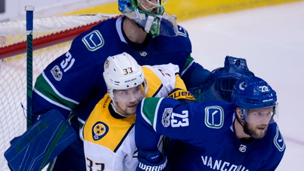 Subban scores twice, Predators rout skidding Canucks 7-1 (Dec 13, 2017)