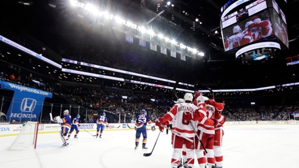 The Latest: Cuomo hails NY Islanders' return to Long Island