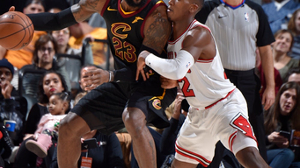 Thomas dresses, Cavs down Bulls for 12th straight home win (Dec 21, 2017)