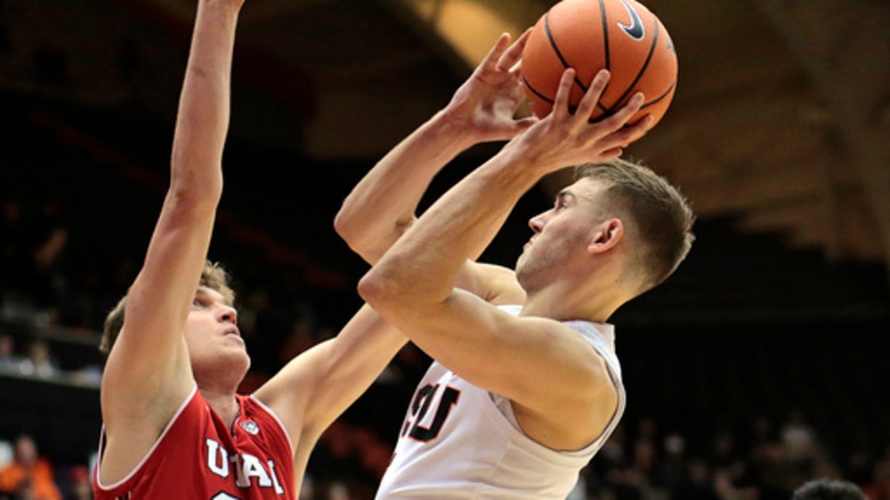Bibbins scores 18, Utah hangs on 66-64 against Oregon State (Dec 31, 2017)