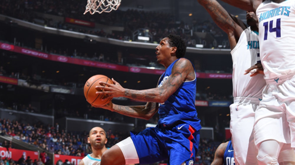 Lou Williams scores 40 points, Clippers hold off Hornets (Dec 31, 2017)