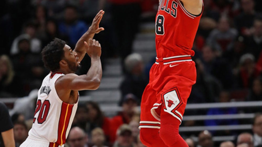 LaVine gets 18, Bulls end Miami's 7-game win streak, 119-111 (Jan 15, 2018)