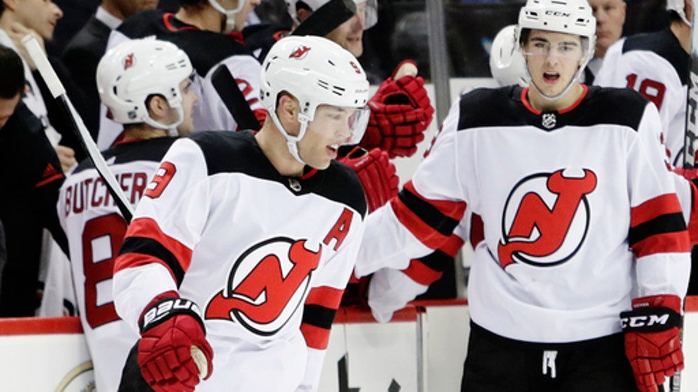 Severson scores 2 as Devils beat Islanders, end 6-game skid (Jan 16, 2018)