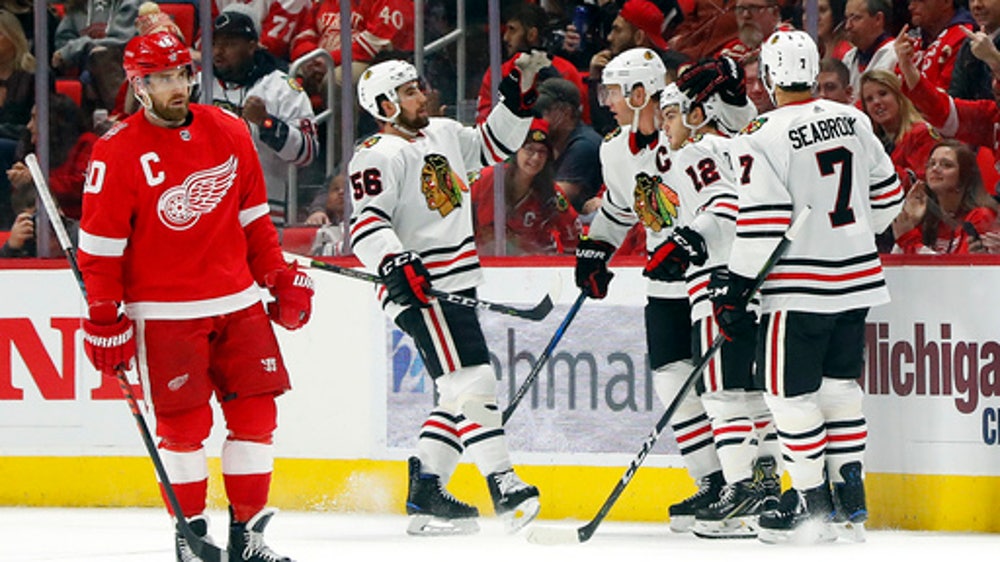 DeBrincat's hat trick lifts Blackhawks over Detroit 5-1 (Jan 25, 2018)