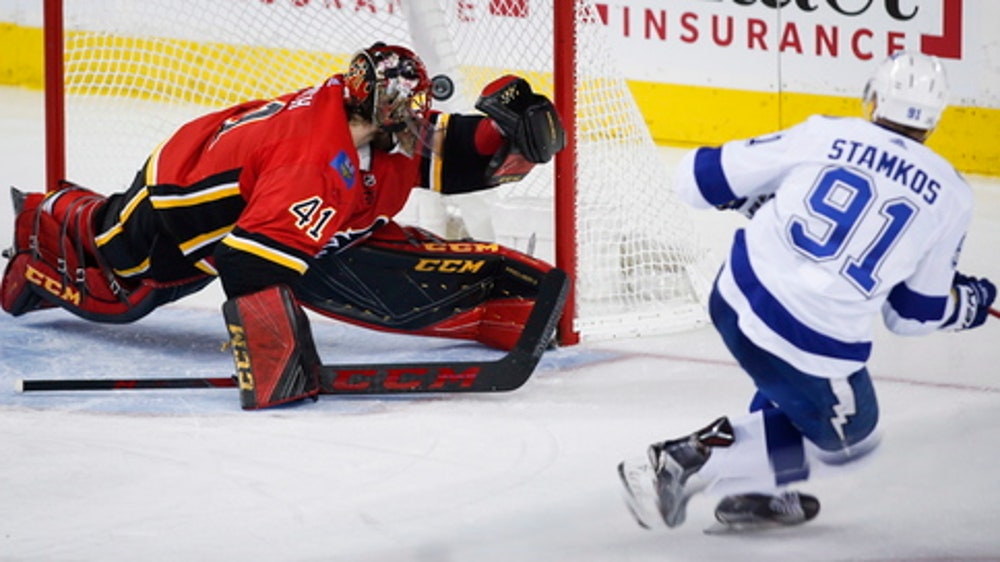 Lightning strike with 5 unanswered goals, zap Flames 7-4 (Feb 01, 2018)