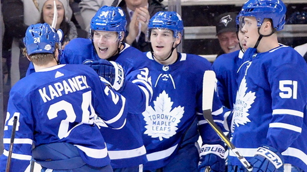 Nylander, Matthews lead Maple Leafs to 7-4 win over Ducks
