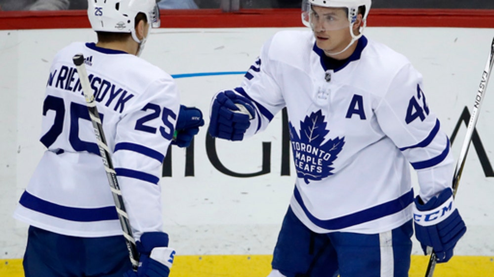 Maatta’s third-period goal leads Penguins past Maple Leafs