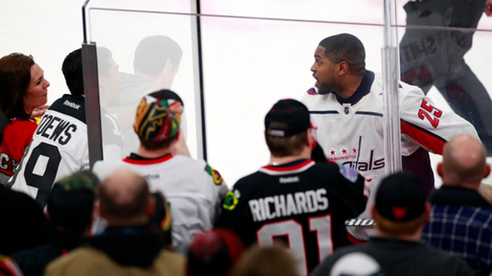 Black NHL player Devante Smith-Pelly taunted by Chicago fans