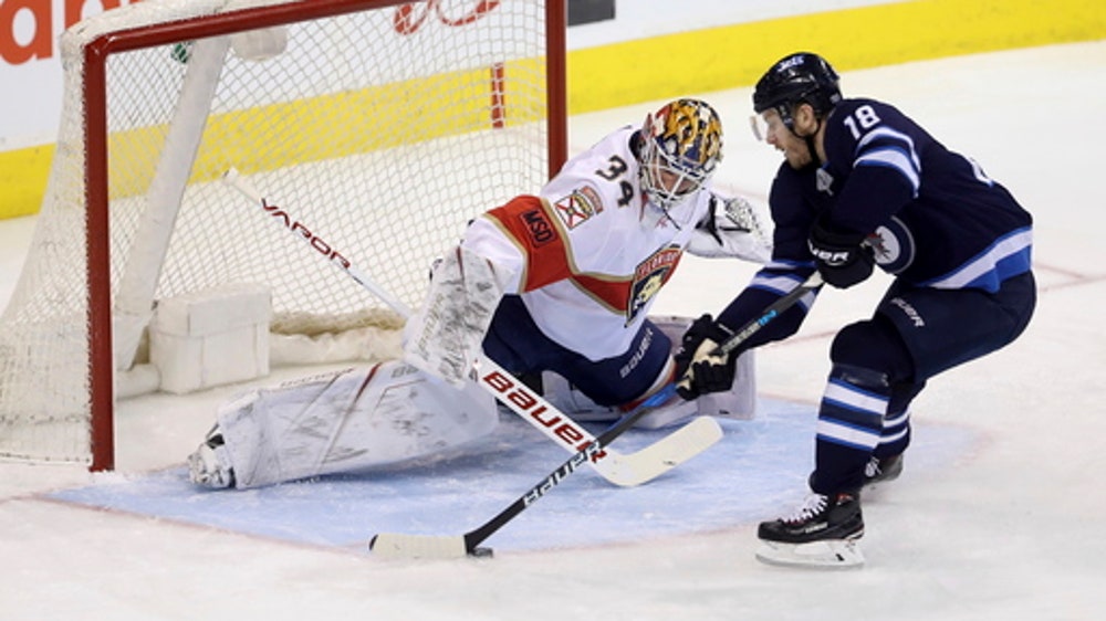 Kyle Connor scores 2 goals, Jets rout Panthers 7-2