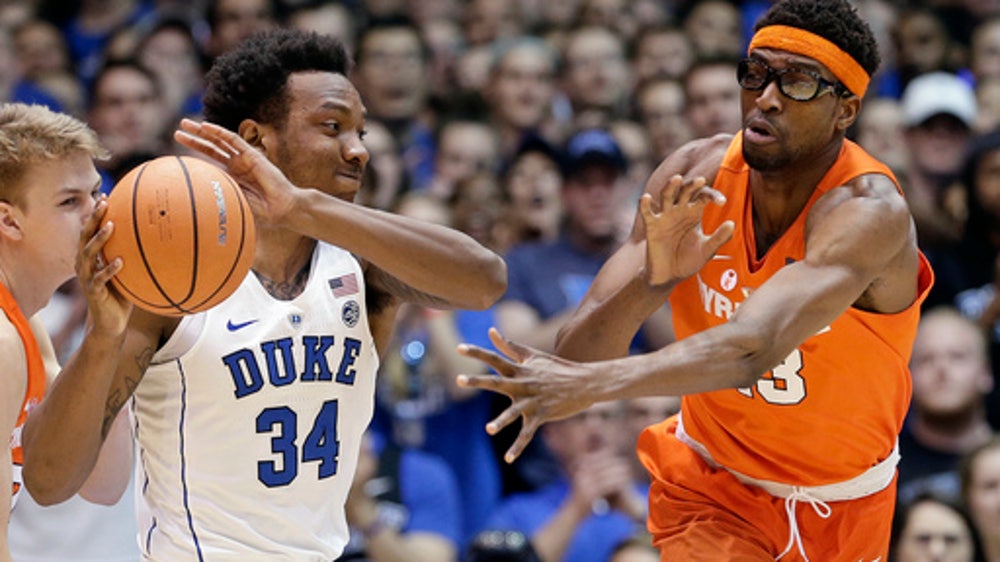 Bagley returns, leads No. 5 Duke past Syracuse 60-44 (Feb 24, 2018)