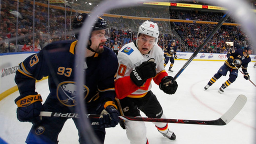Flames snap 4-game skid with 5-1 win over Sabres