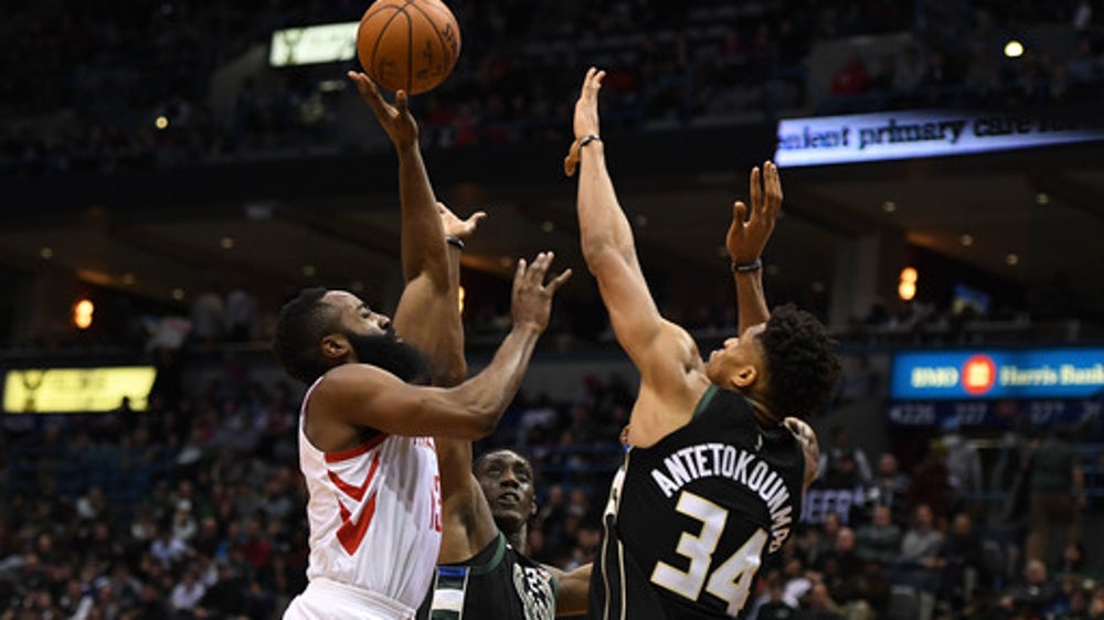 Rockets extend winning streak to 17, beat Bucks 110-99
