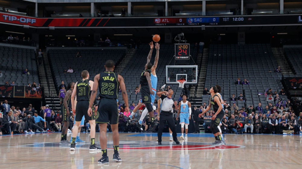 Protests delay start of Kings-Hawks game