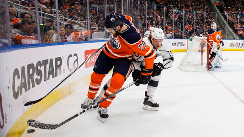 McDavid nets 2, grabs scoring lead as Oilers beat Kings 3-2