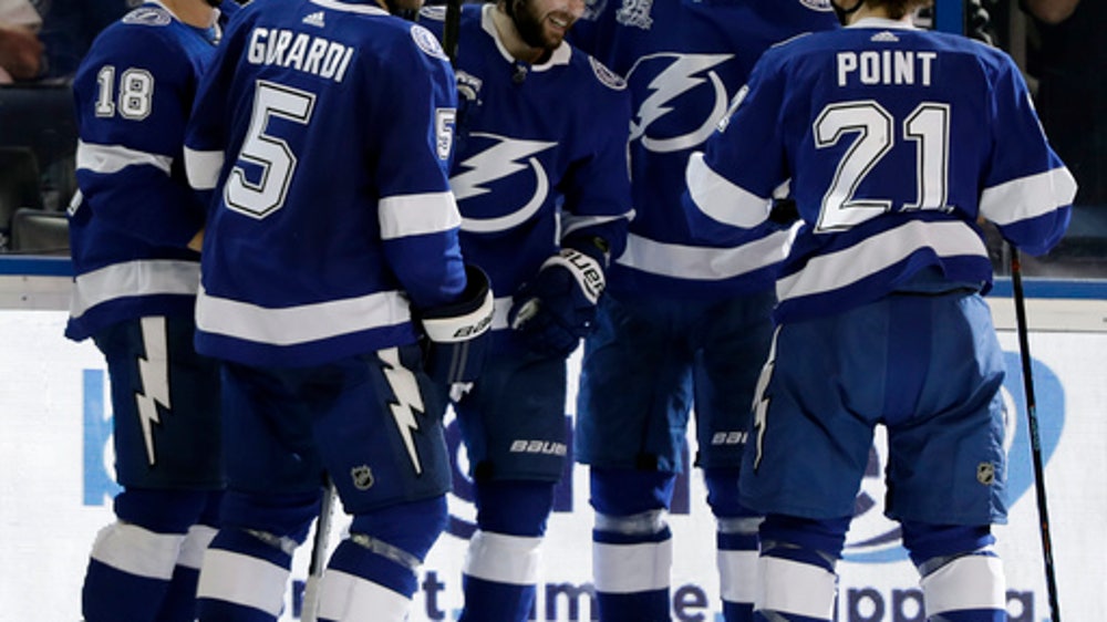 Lightning take 2-point in Altantic after 7-5 win over Sabres