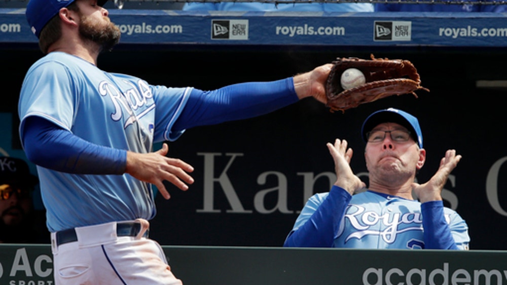 Seager’s homer in 8th sends Mariners past Royals 4-2