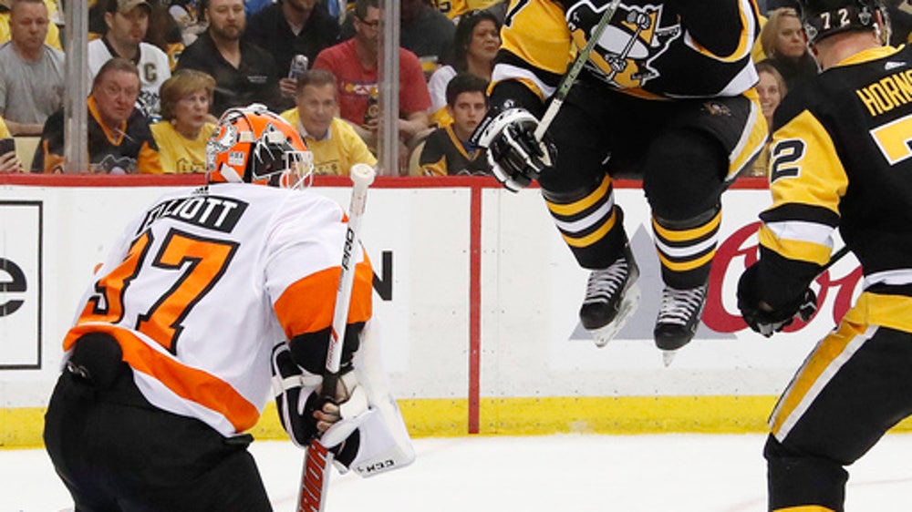 Flyers beat Penguins 5-1 to tie first-round series