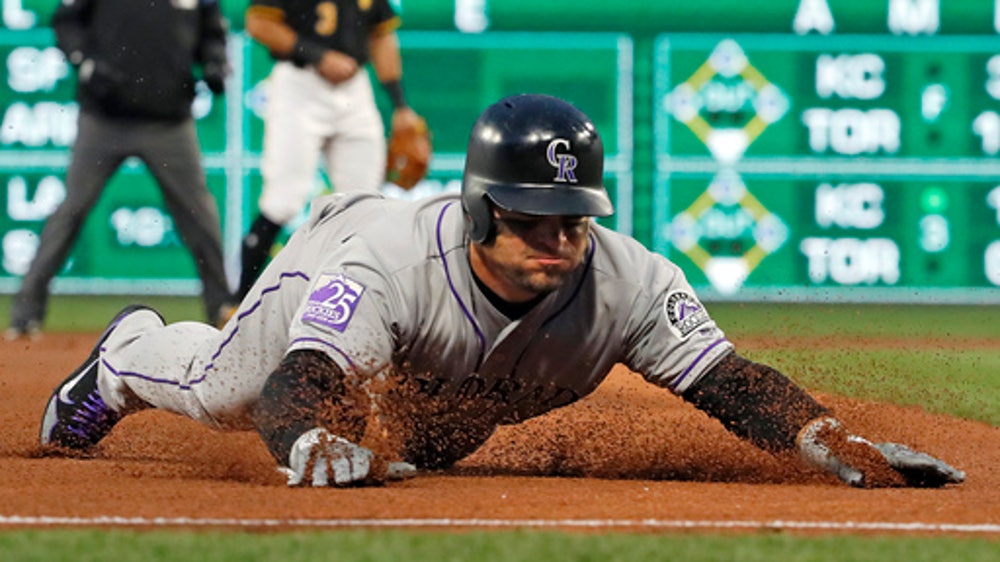 Rockies’ Bettis, 3-relievers shut out Bucs at snowy PNC Park