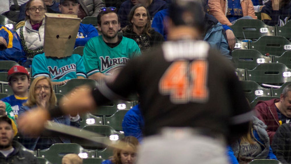 Shaw, Braun homer in Brewers’ 8-0 win over Marlins